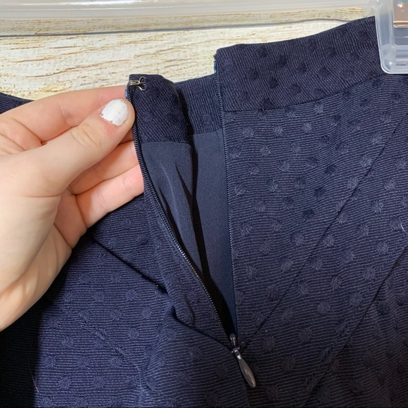 F21 Navy Skirt with Pockets - Picture 5 of 6